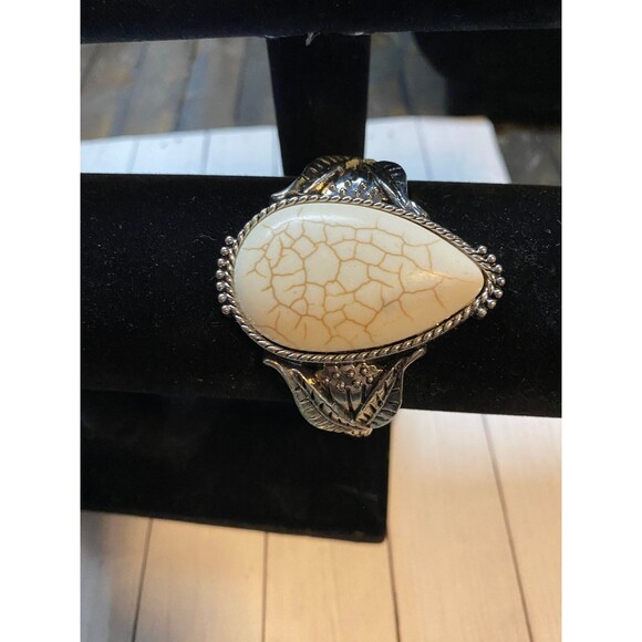 Silver Tone Cuff Bracelet with Large Teardrop Cream Stone Cabochon - Picture 1 of 5